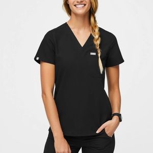 FIGS Catarina Black scrub top